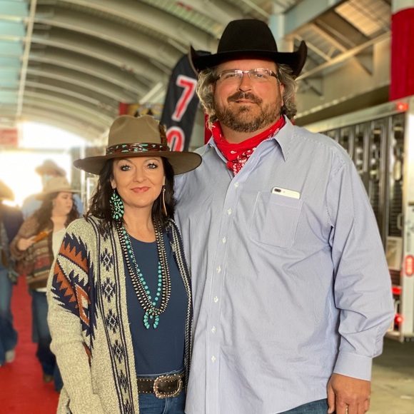 Meet your Posher, Dana - Picture 1 of 1